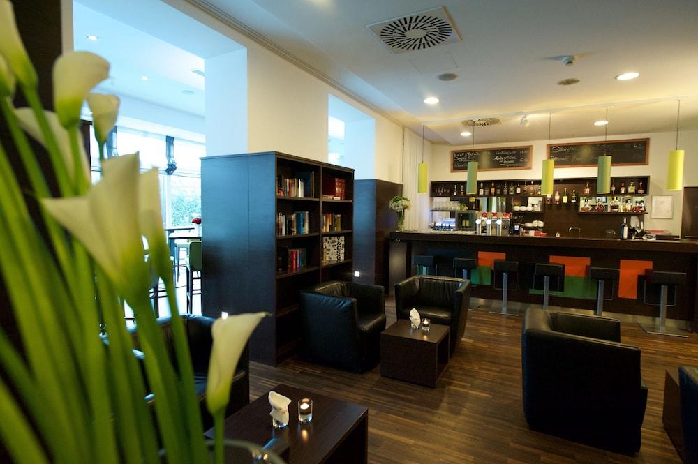 Rainers Hotel Wina Bagian luar foto